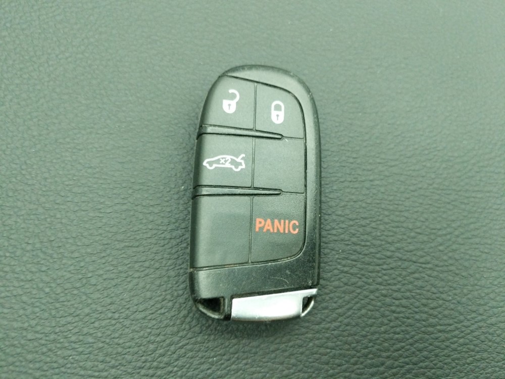 2016 Chrysler 200 - Keys
