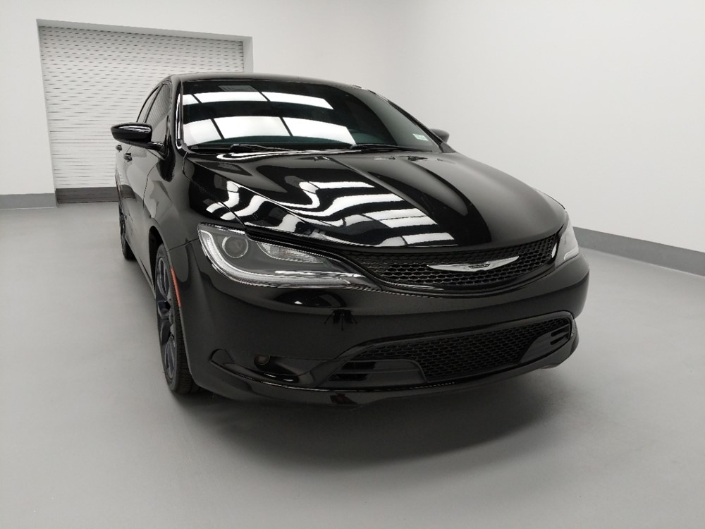2016 Chrysler 200 - Passenger Front Hood