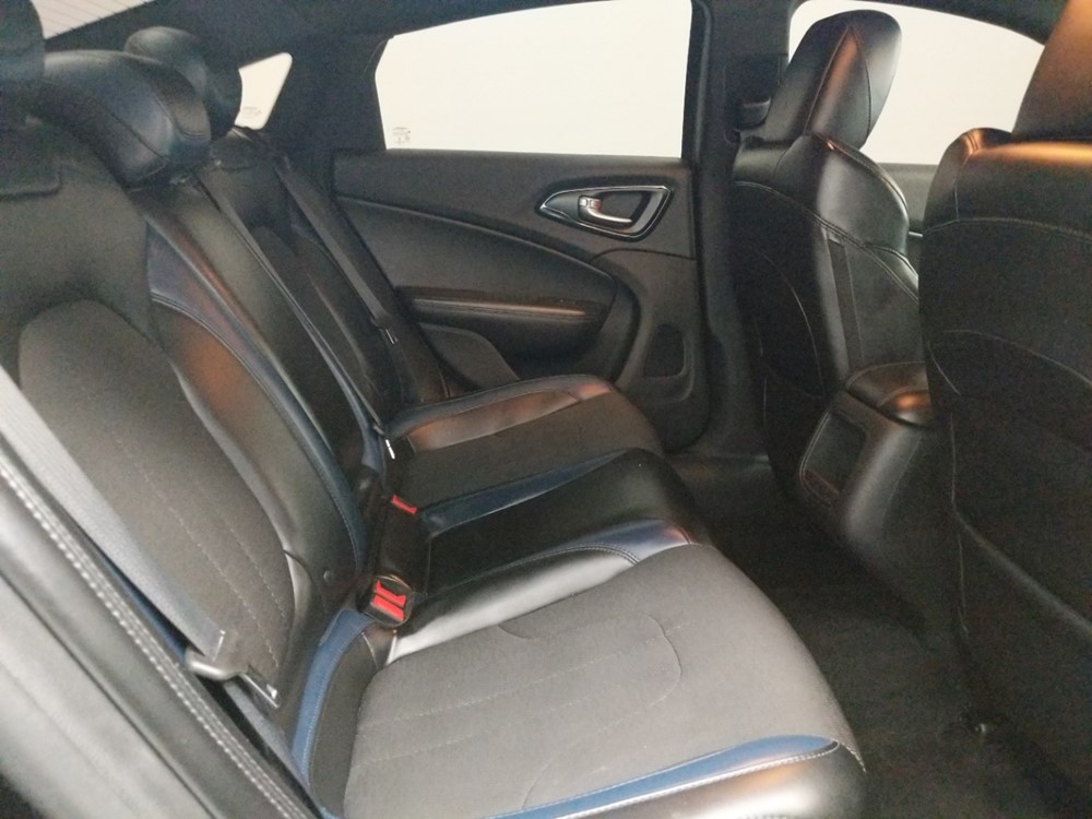 2016 Chrysler 200 - Passenger Rear Seat