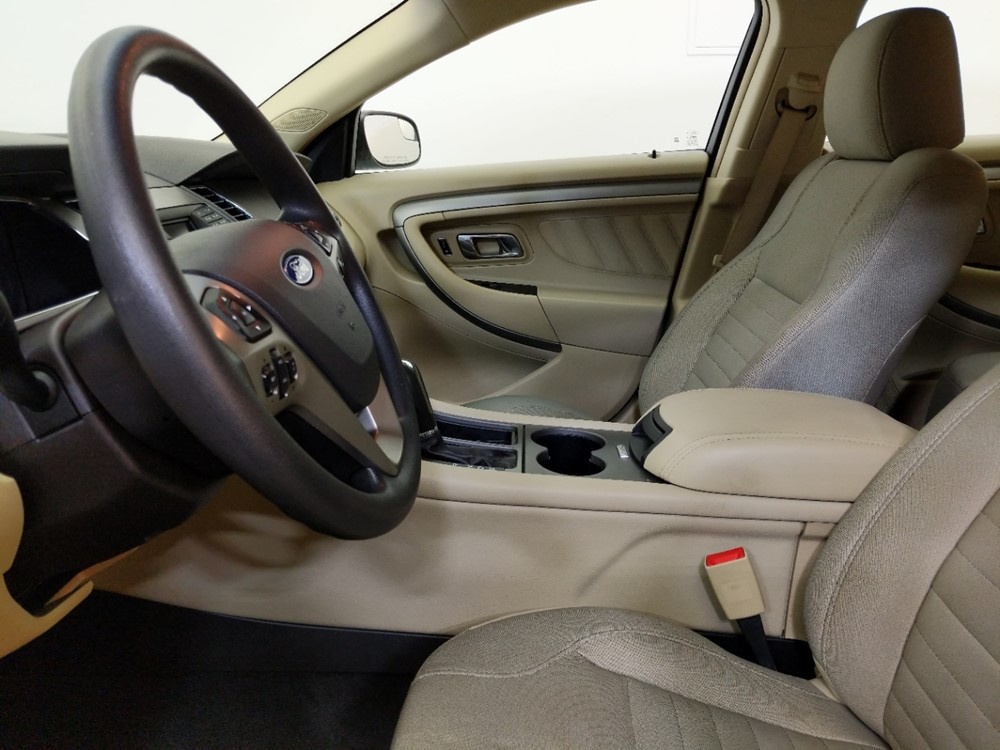 2015 Ford Taurus - Driver Front Seat
