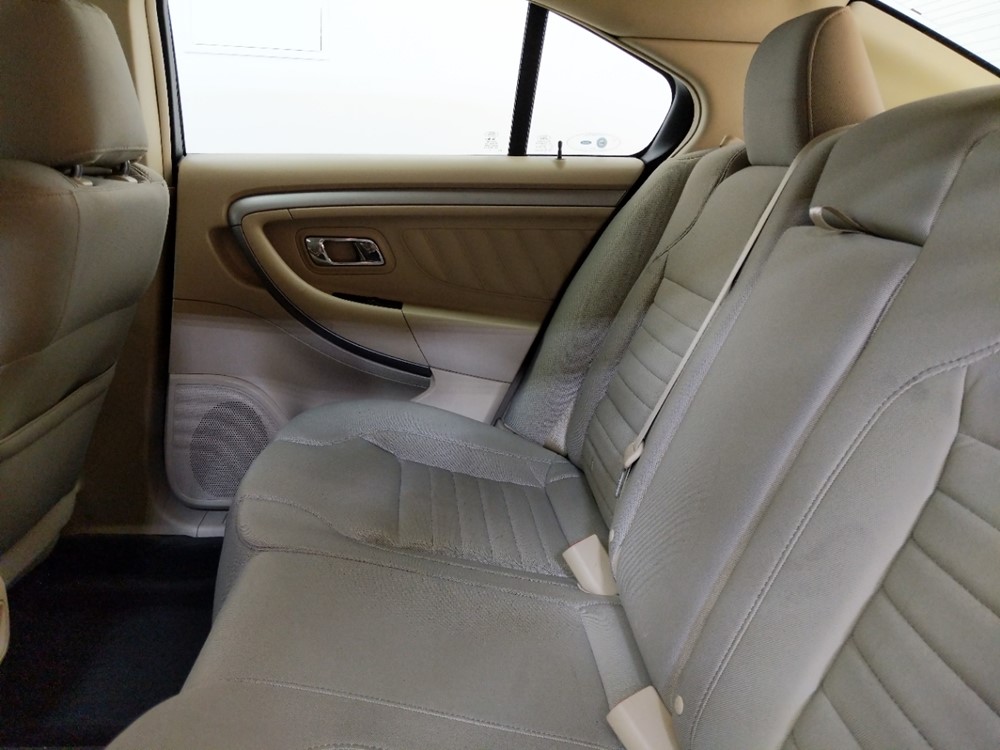2015 Ford Taurus - Driver Rear Seat