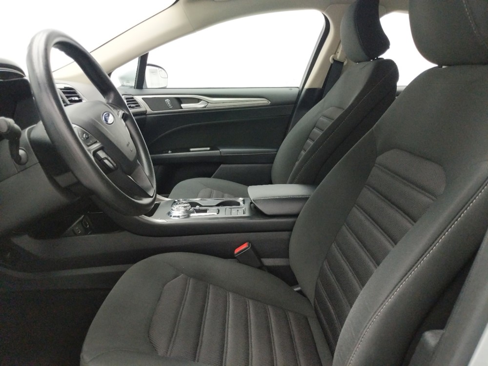 2017 Ford Fusion - Driver Front Seat