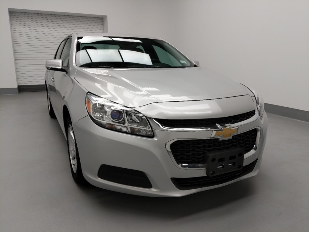 2016 Chevrolet Malibu - Passenger Front Hood