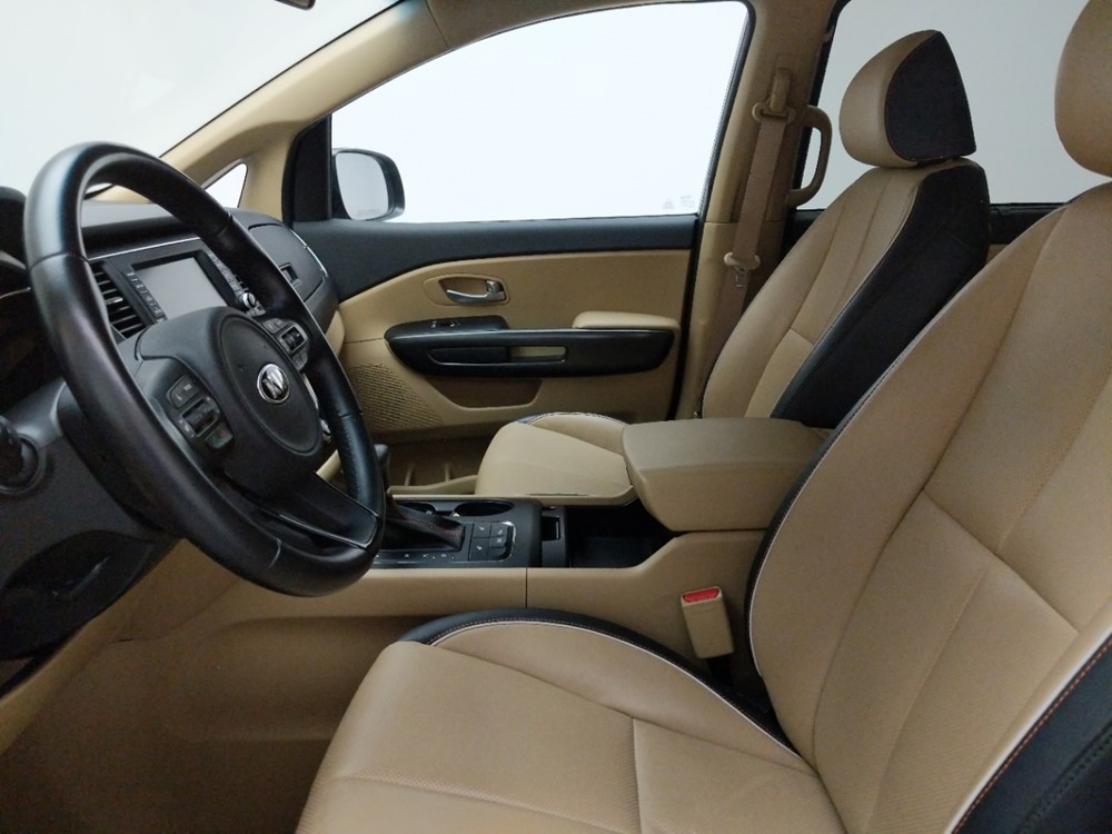 2018 Kia Sedona - Driver Front Seat