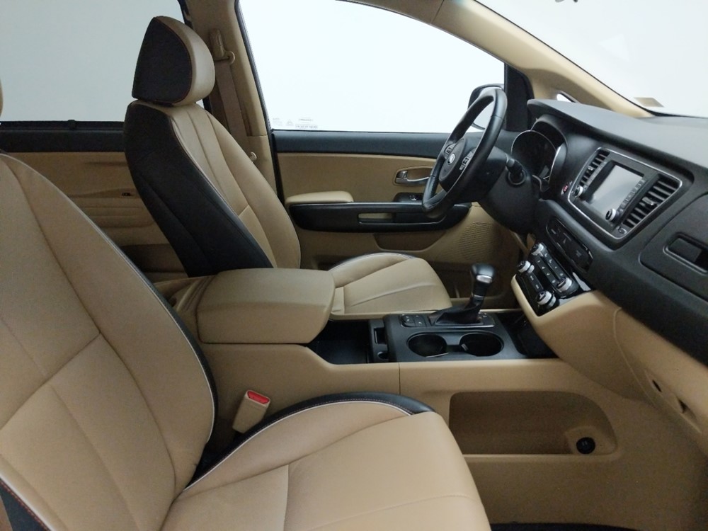 2018 Kia Sedona - Passenger Front Seat