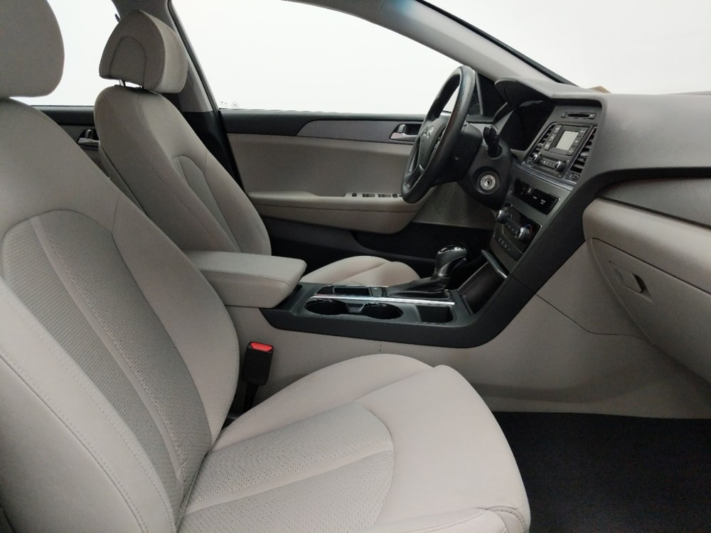 2017 Hyundai Sonata - Passenger Front Seat