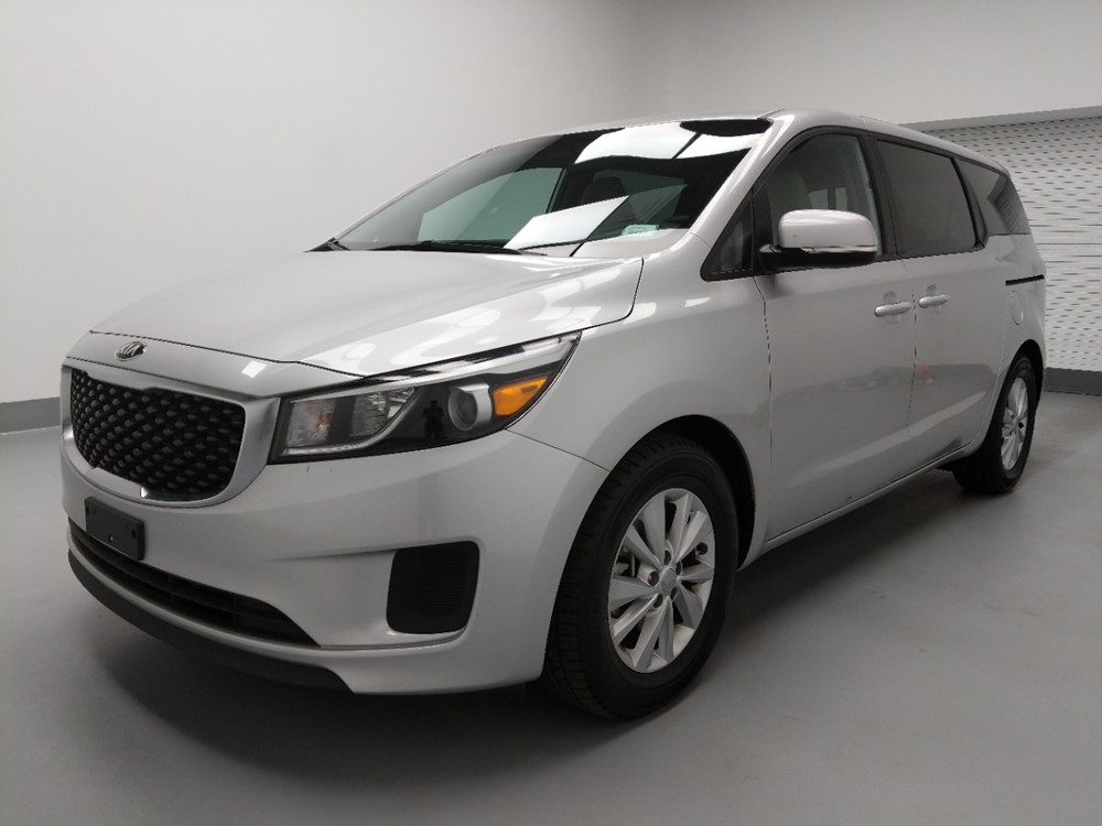 Used 2018 Kia Sedona Driver Front Bumper