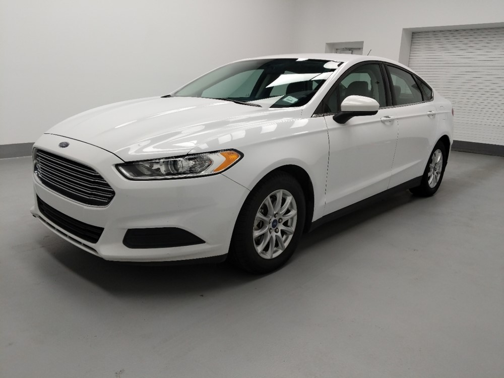 Used 2016 Ford Fusion Driver Front Bumper