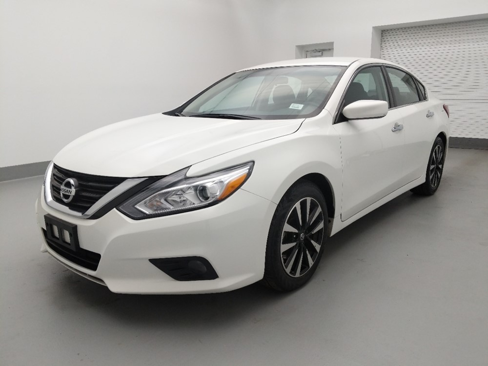 Used 2018 Nissan Altima Driver Front Bumper