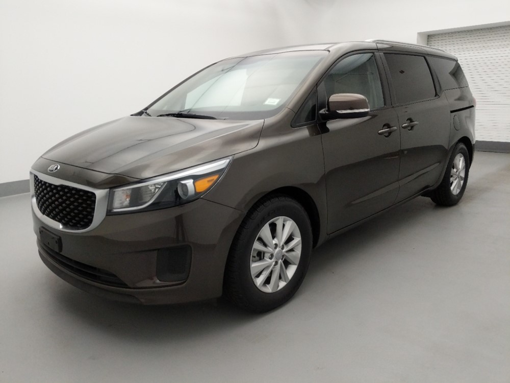 Used 2016 Kia Sedona Driver Front Bumper