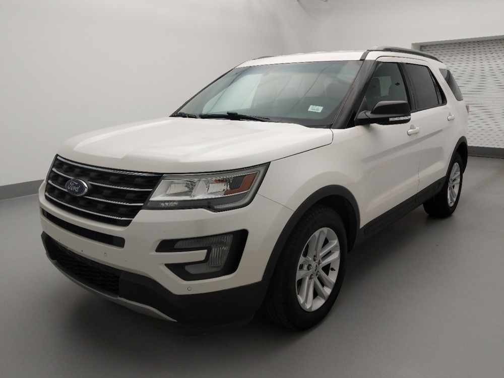 Used 2017 Ford Explorer Driver Front Bumper