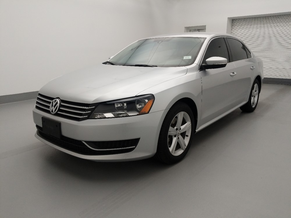 Used 2015 Volkswagen Passat Driver Front Bumper