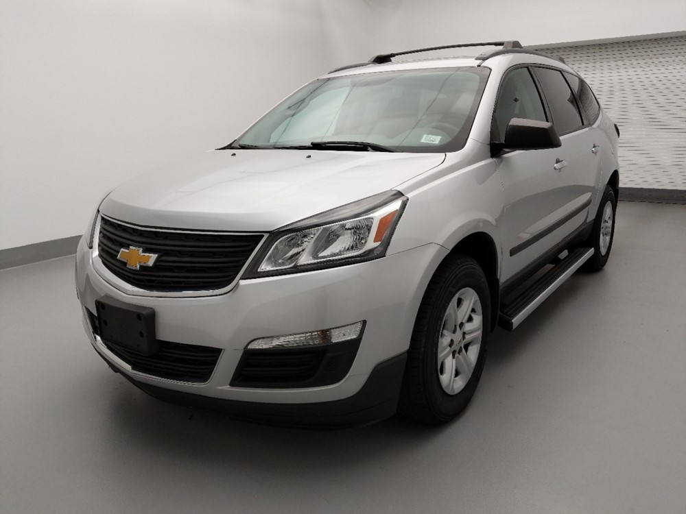 Used 2017 Chevrolet Traverse Driver Front Bumper