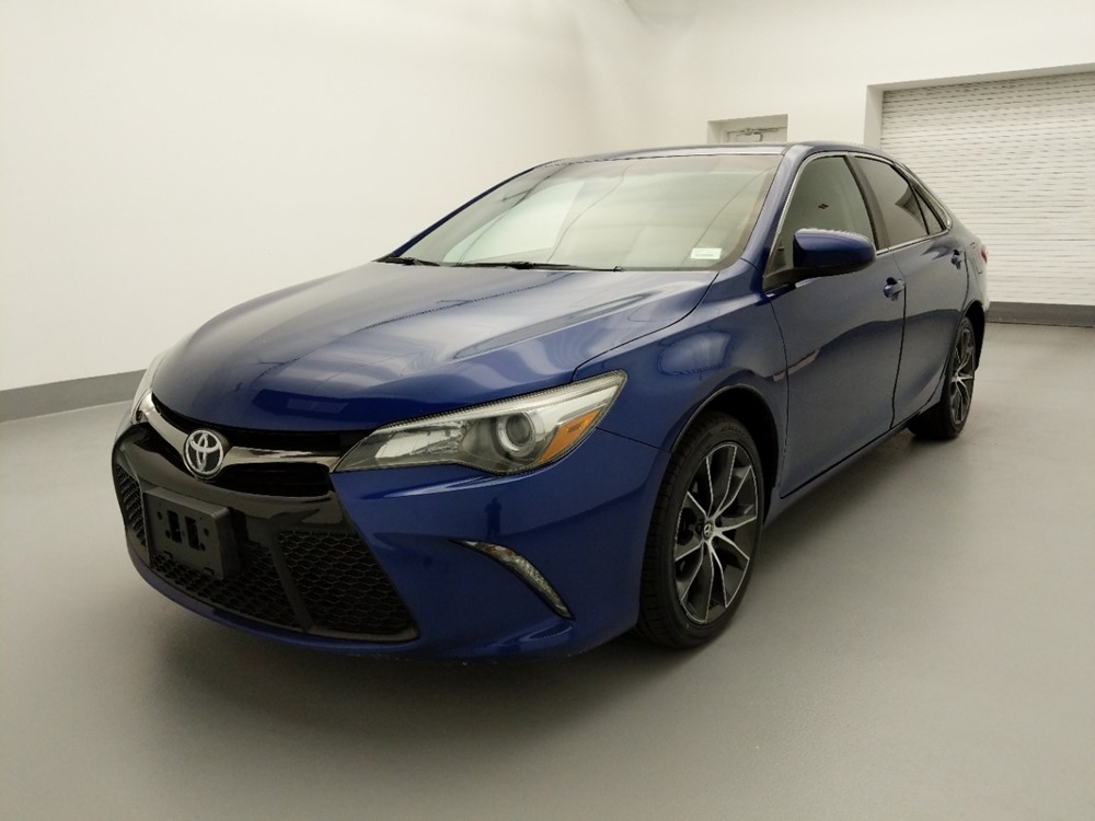 Used 2015 Toyota Camry Driver Front Bumper