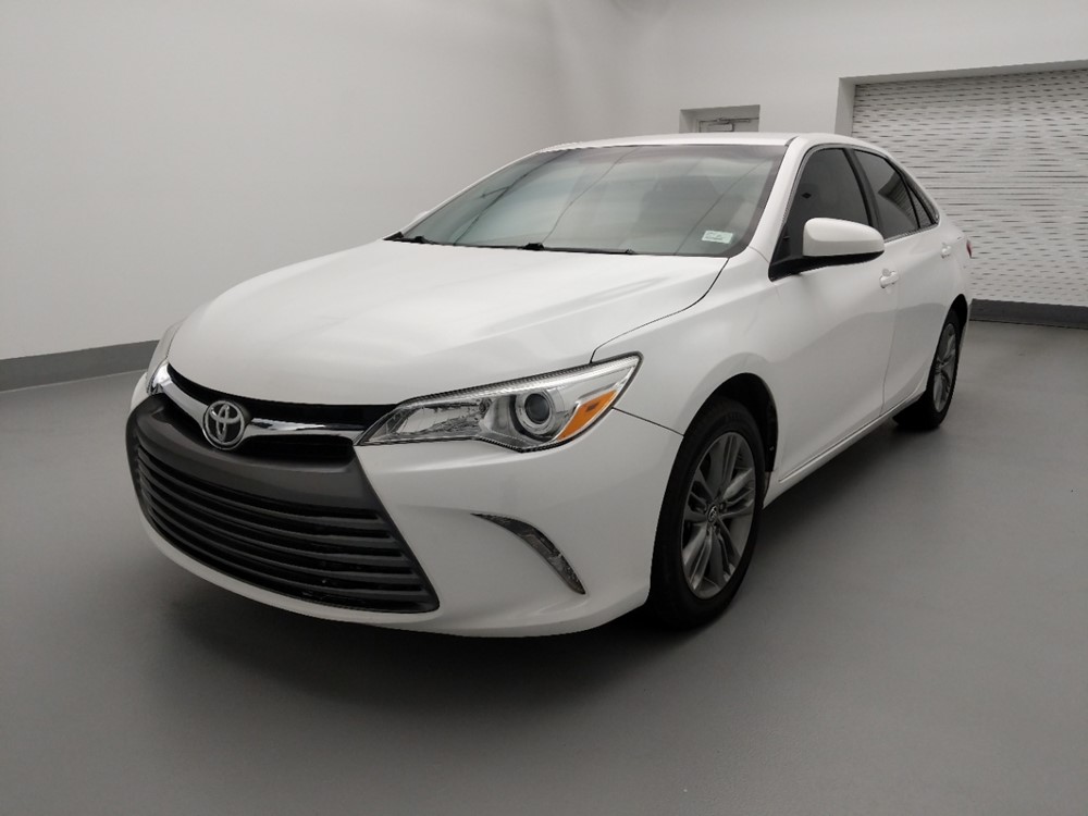 Used 2016 Toyota Camry Driver Front Bumper