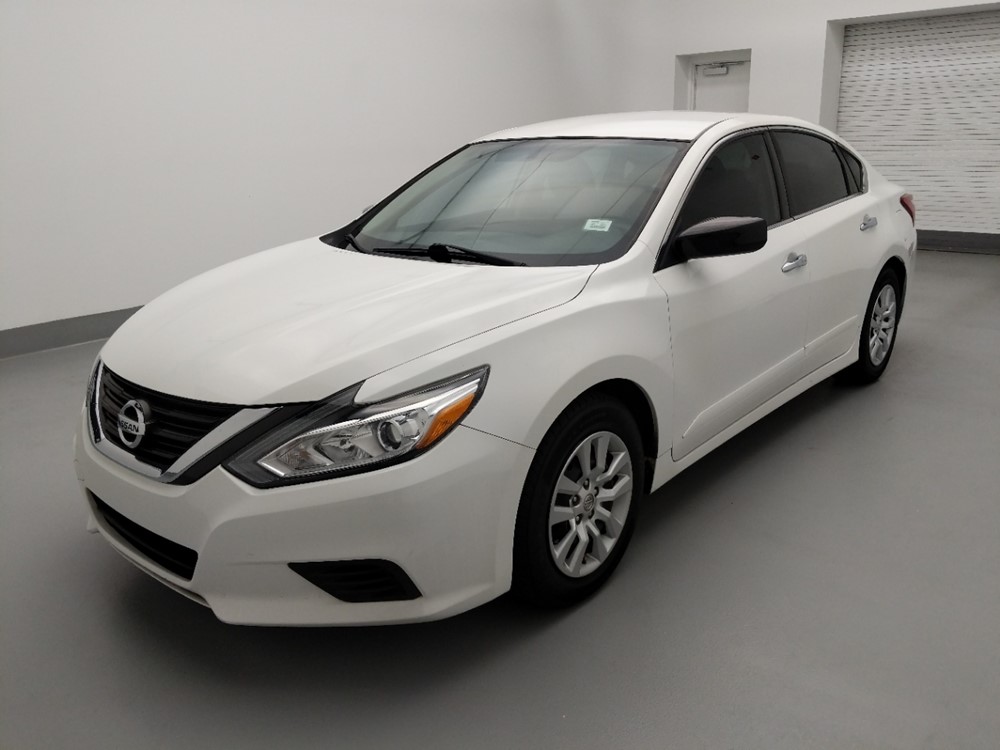 Used 2016 Nissan Altima Driver Front Bumper