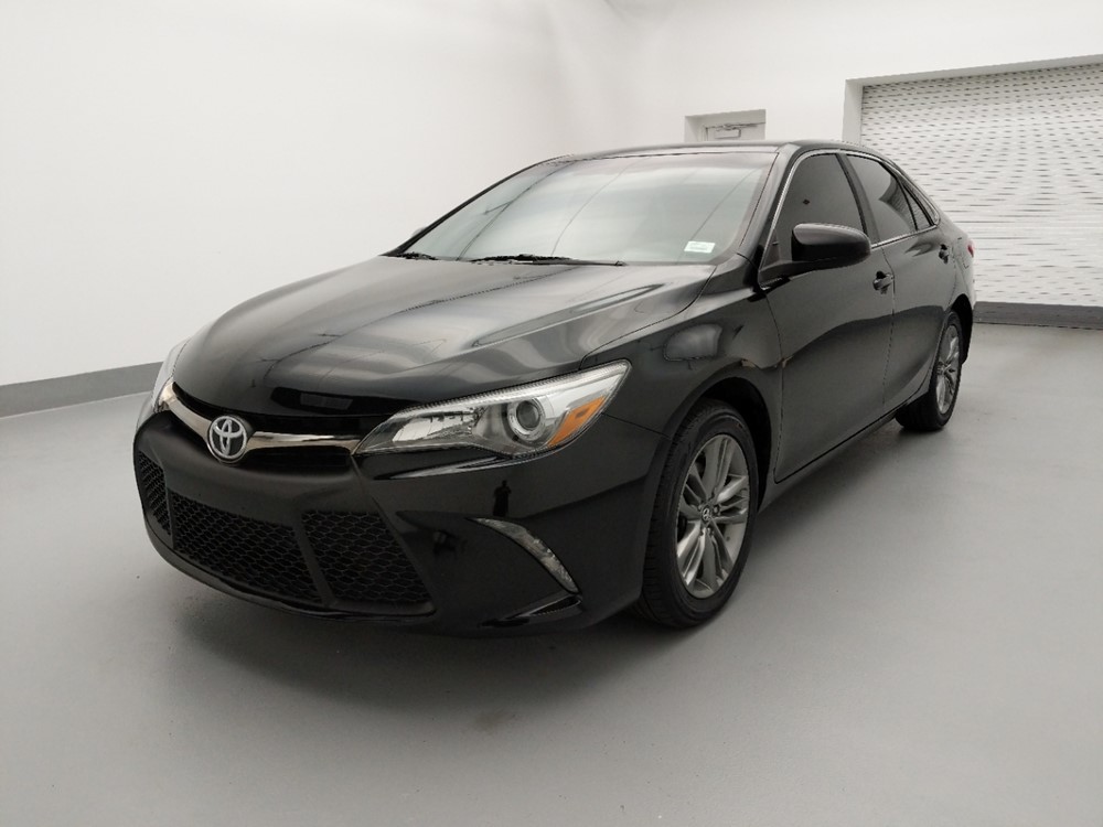 Used 2017 Toyota Camry Driver Front Bumper
