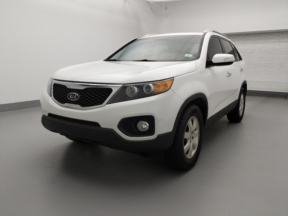 Used 2013 Kia Sorento Driver Front Bumper