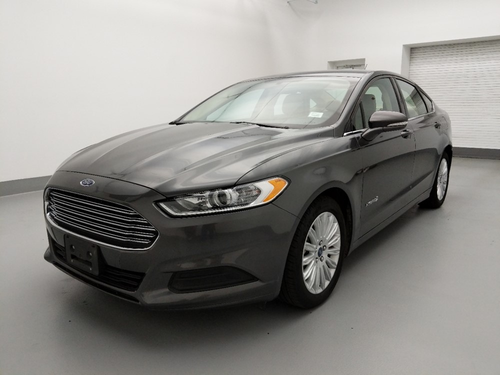 Used 2016 Ford Fusion Driver Front Bumper