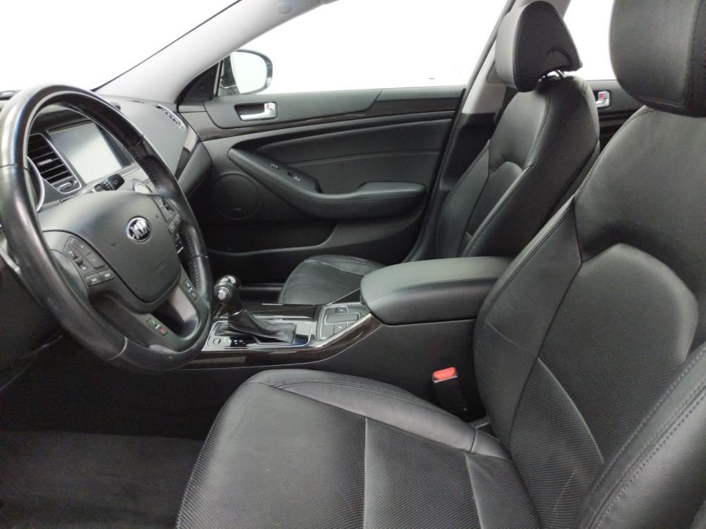 2014 Kia Cadenza - Driver Front Seat
