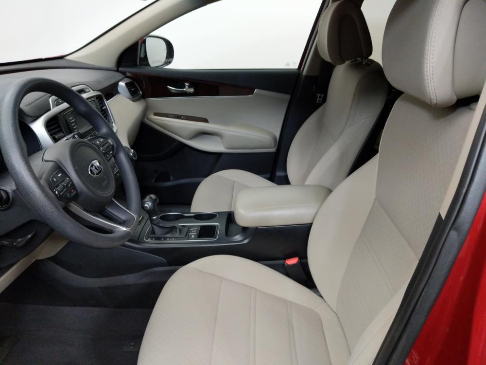 2017 Kia Sorento - Driver Front Seat