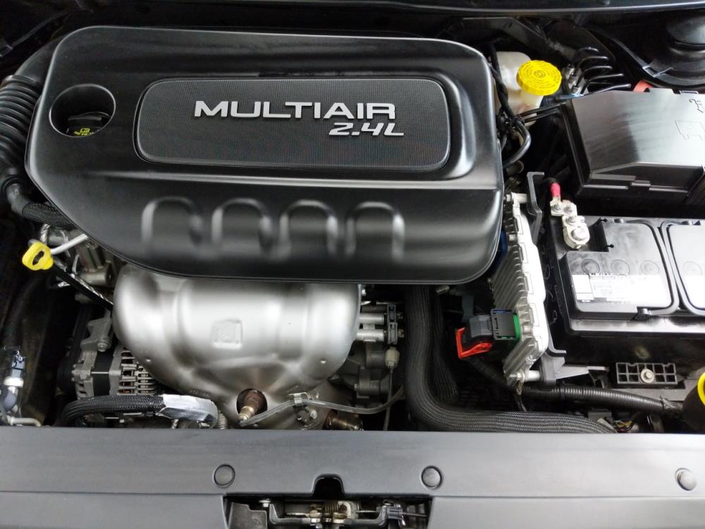 2016 Chrysler 200 - Engine