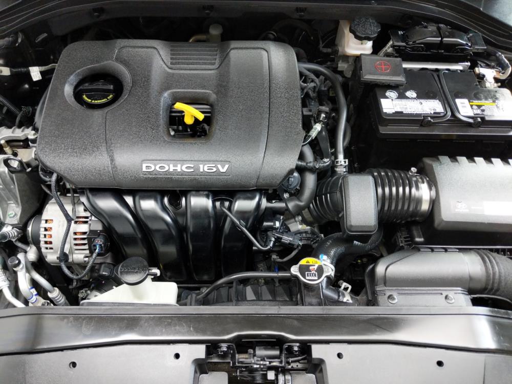 2017 Hyundai Elantra - Engine