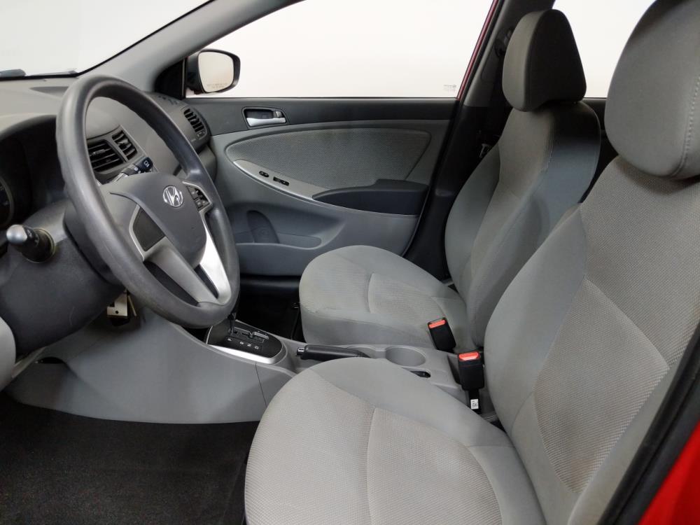 2014 Hyundai Accent - Driver Front Seat