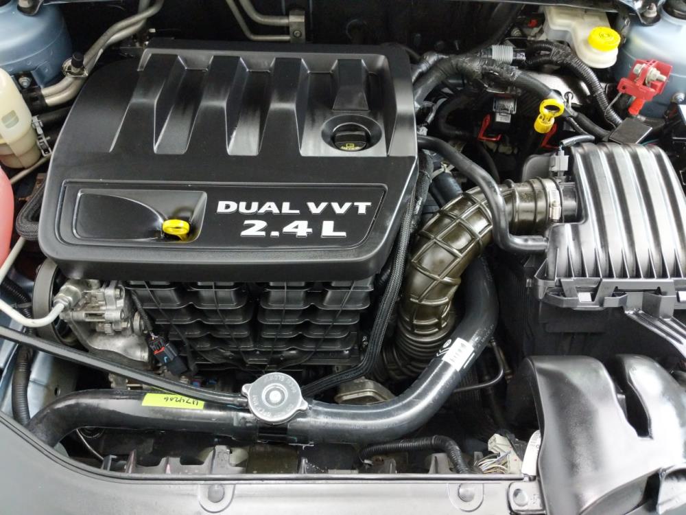 2013 Chrysler 200 - Engine