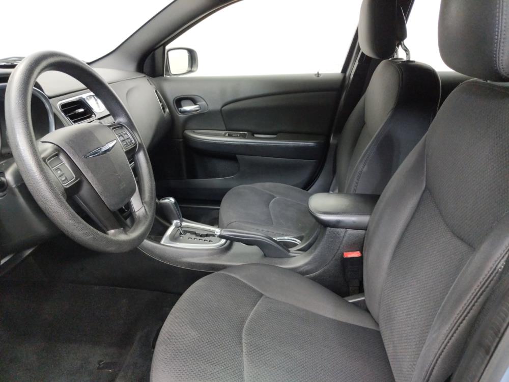 2013 Chrysler 200 - Driver Front Seat