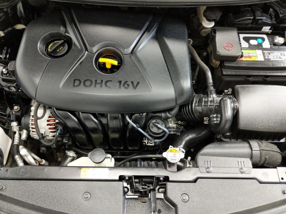 2015 Kia Forte - Engine