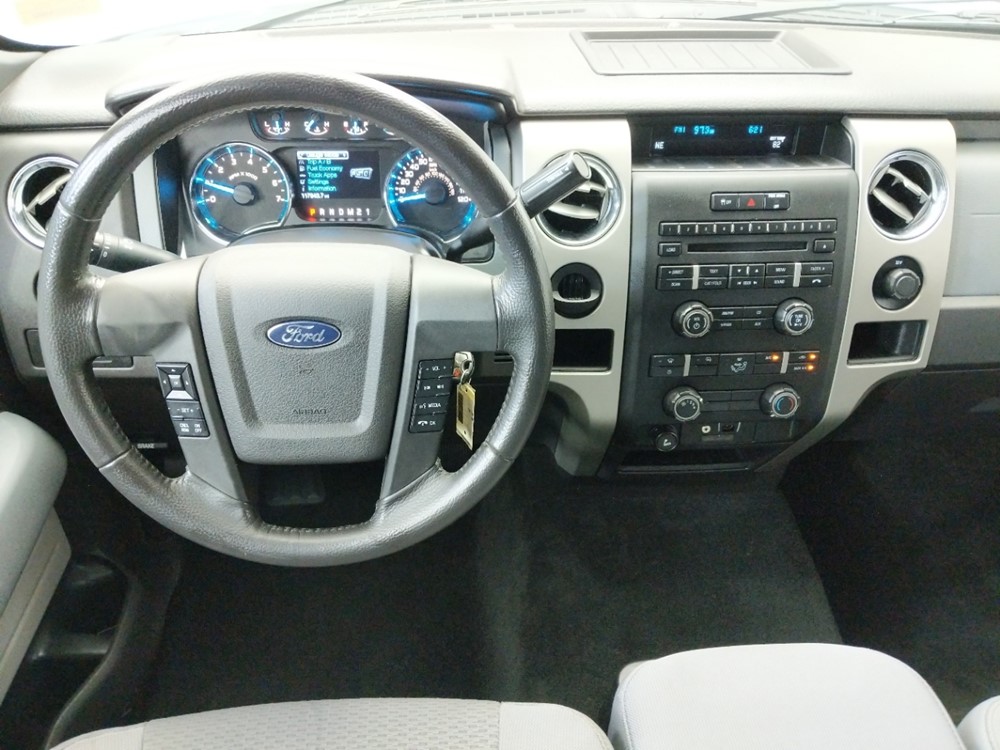2011 Ford F-150 - Driver Dash