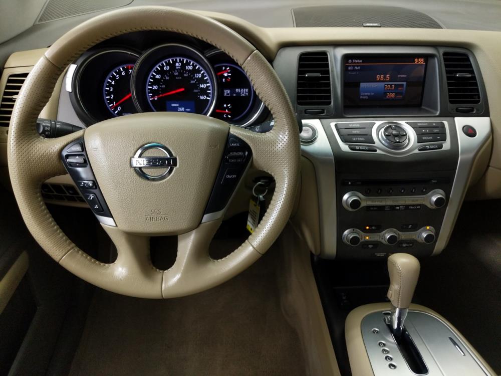 2011 Nissan Murano - Driver Dash