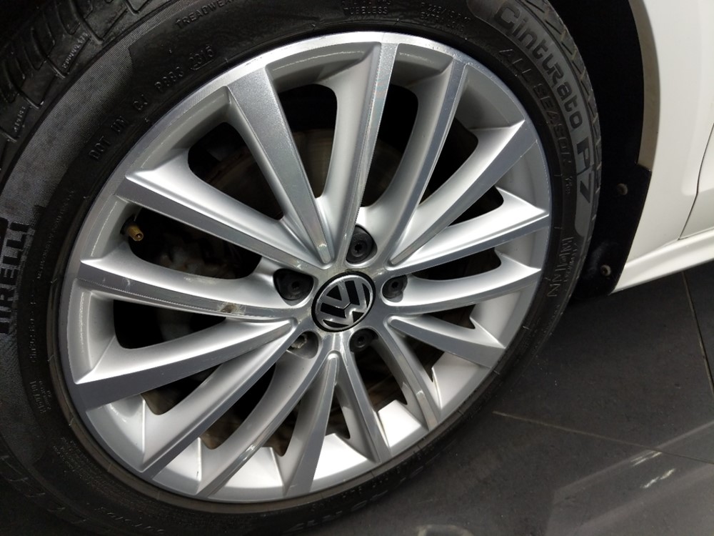 2011 Volkswagen Jetta - Wheel