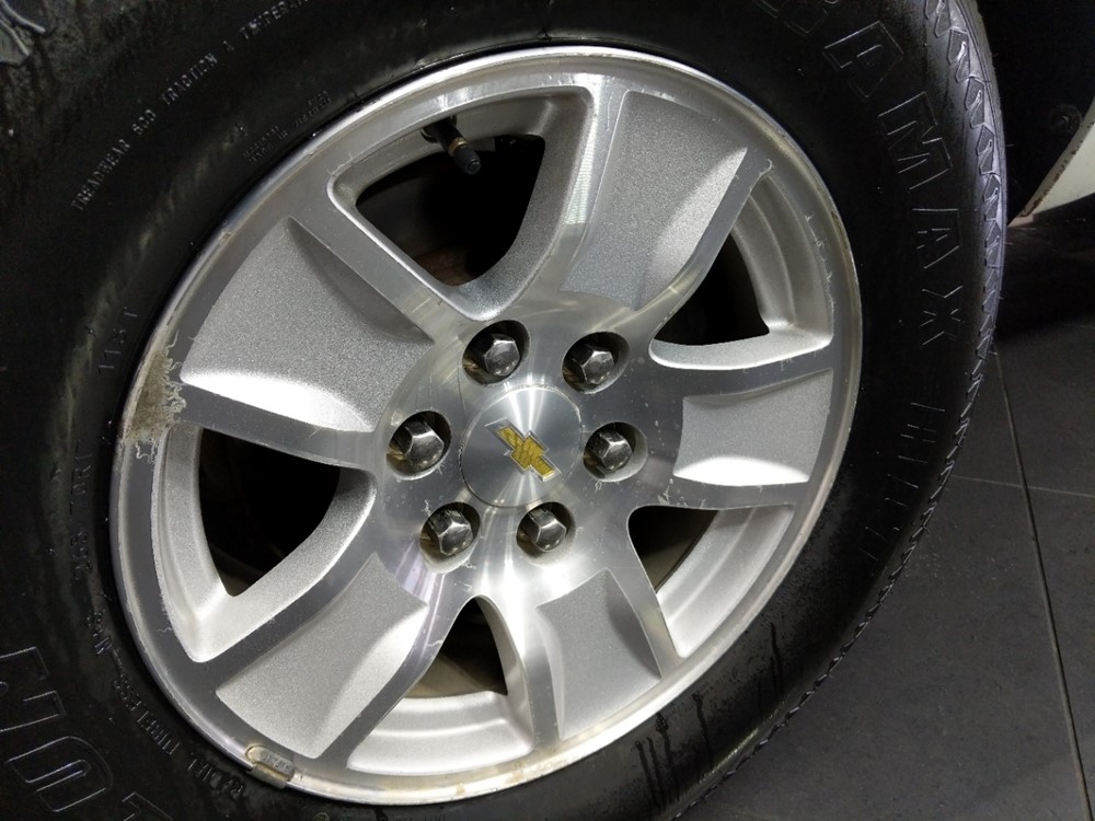 2011 Chevrolet Silverado 1500 - Wheel