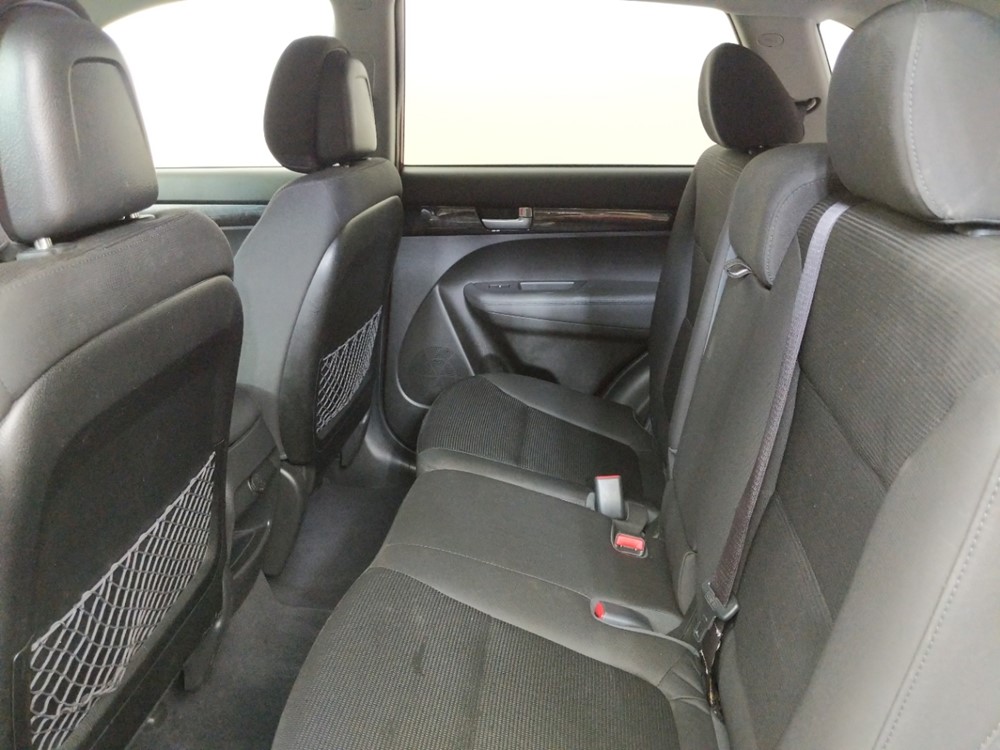 2014 Kia Sorento - Driver Front Seat