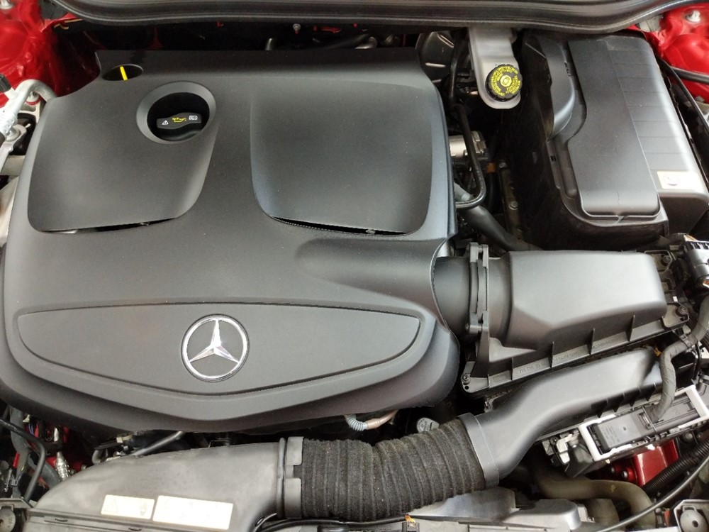 2015 Mercedes-Benz CLA250 - Engine