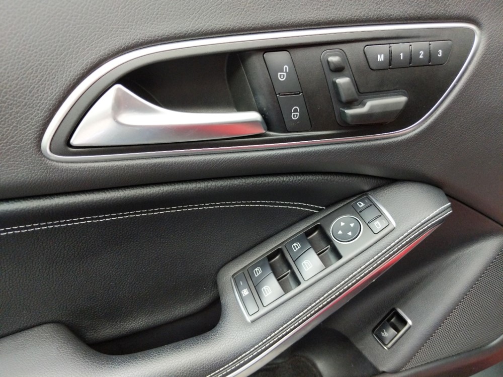2015 Mercedes-Benz CLA250 - Driver Power Windows/Lock Control