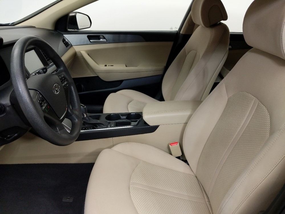 2016 Hyundai Sonata - Driver Front Seat