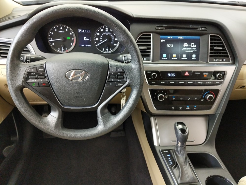 2016 Hyundai Sonata - Driver Dash