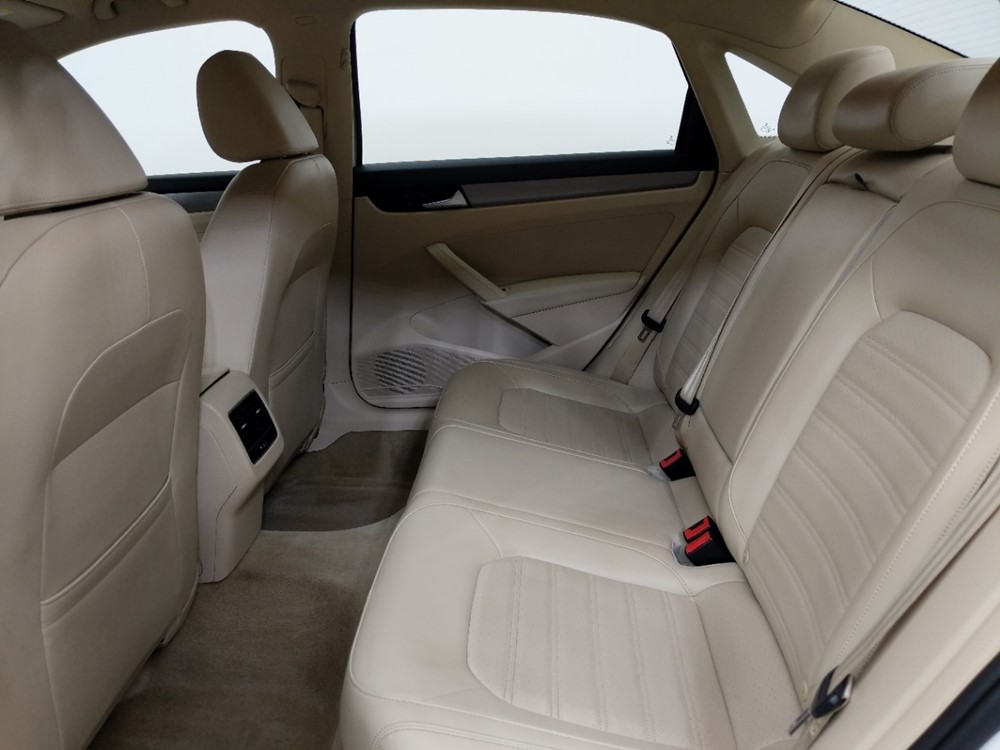 2015 Volkswagen Passat - Driver Rear Seat