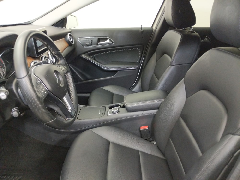 2015 Mercedes-Benz GLA250 - Driver Front Seat
