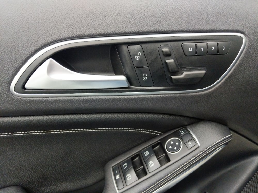 2015 Mercedes-Benz GLA250 - Driver Power Windows/Lock Control