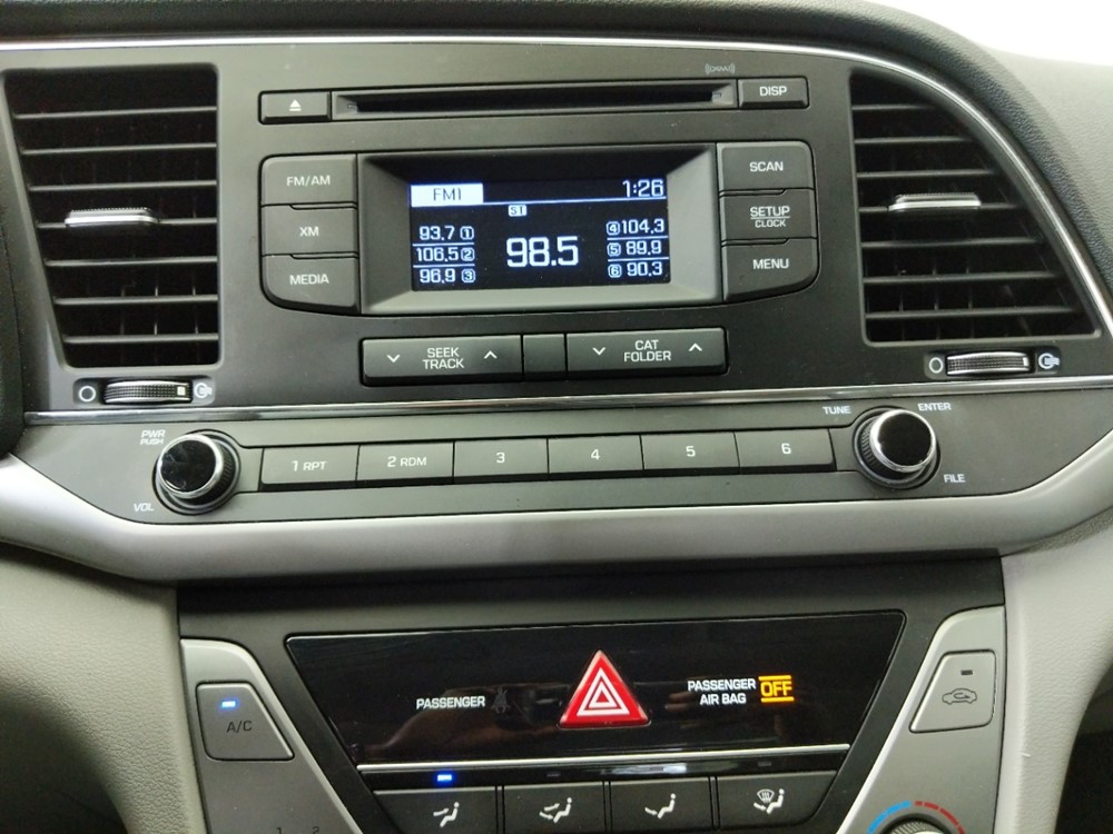 2017 Hyundai Elantra - Stereo Package