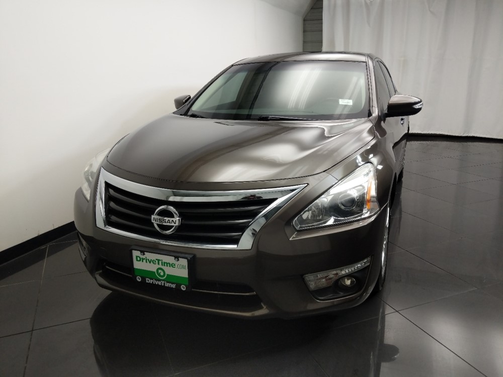 2013 Nissan Altima - Driver Front Hood