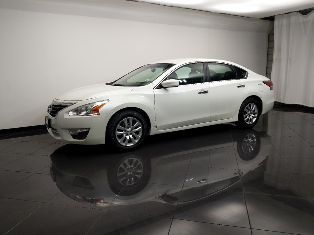 2015 Nissan Altima - Driver Front Side