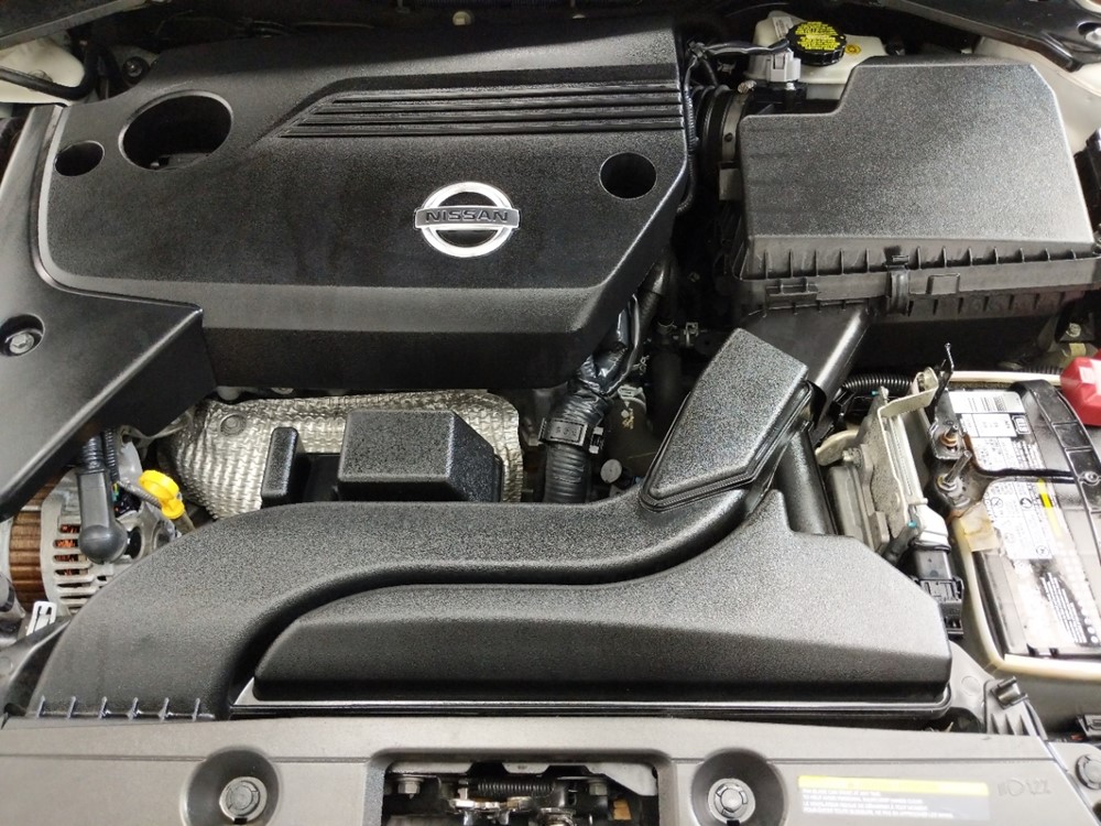 2015 Nissan Altima - Engine