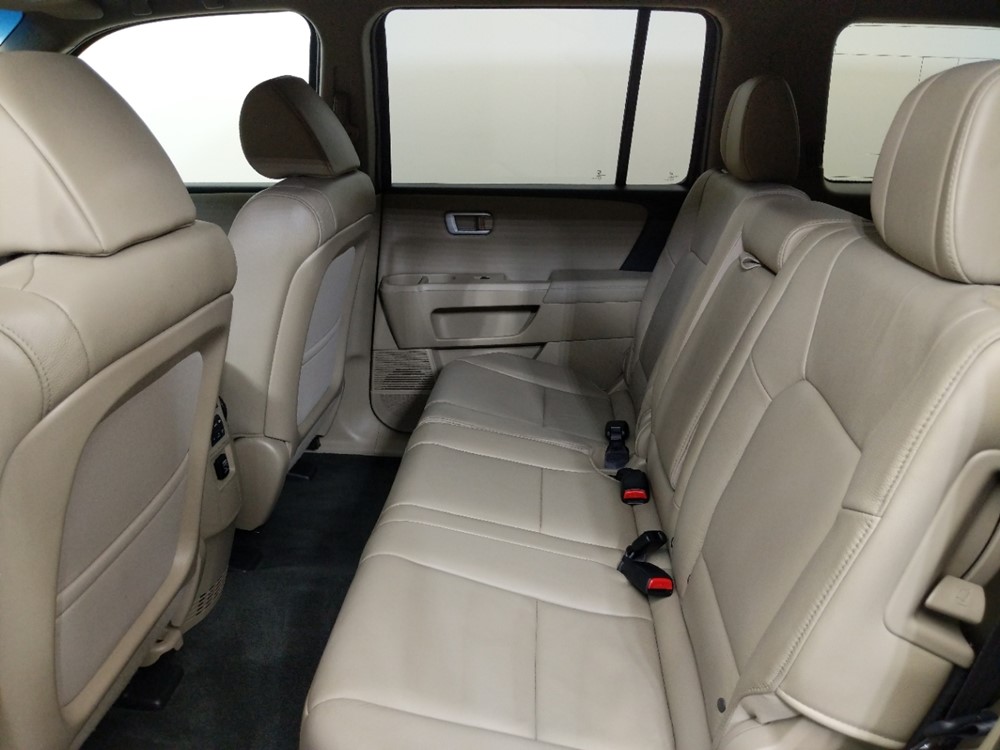 2014 Honda Pilot - Driver Rear Seat