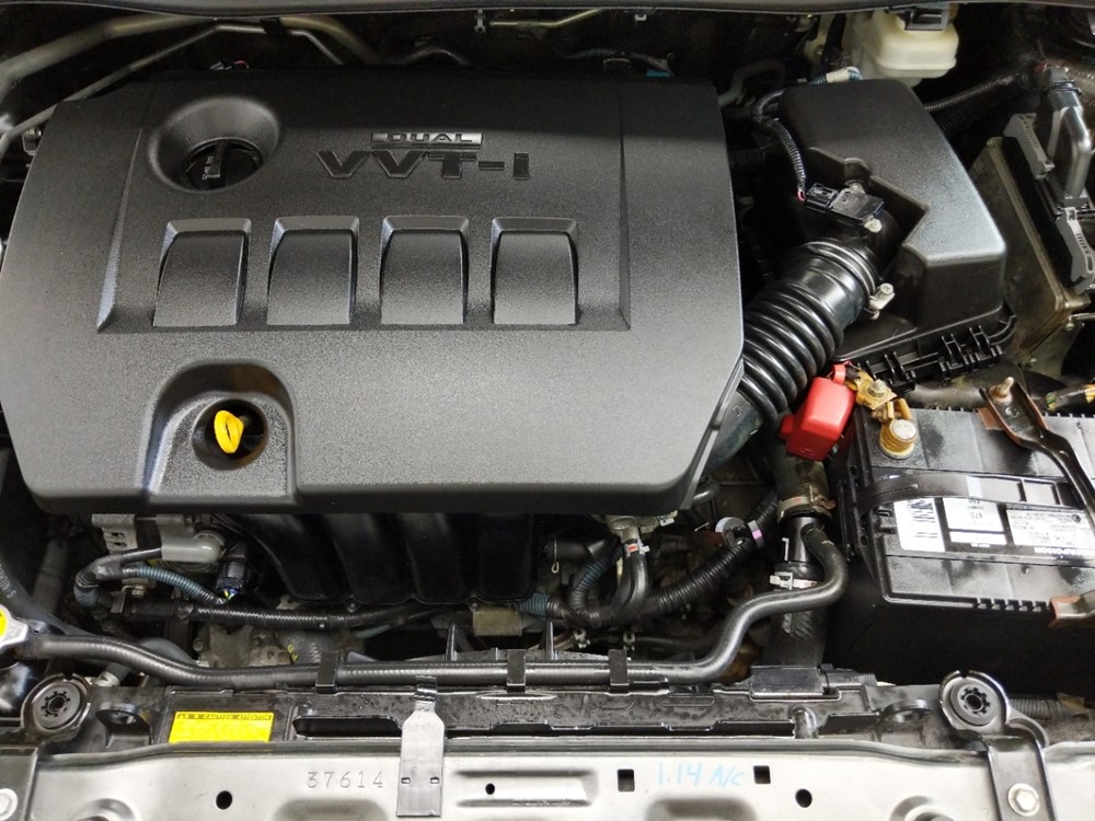 2013 Toyota Corolla - Engine