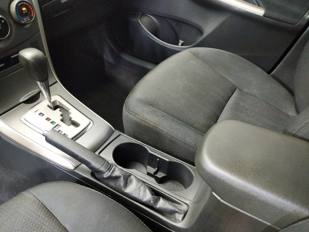 2013 Toyota Corolla - Center Console/Cup Holders